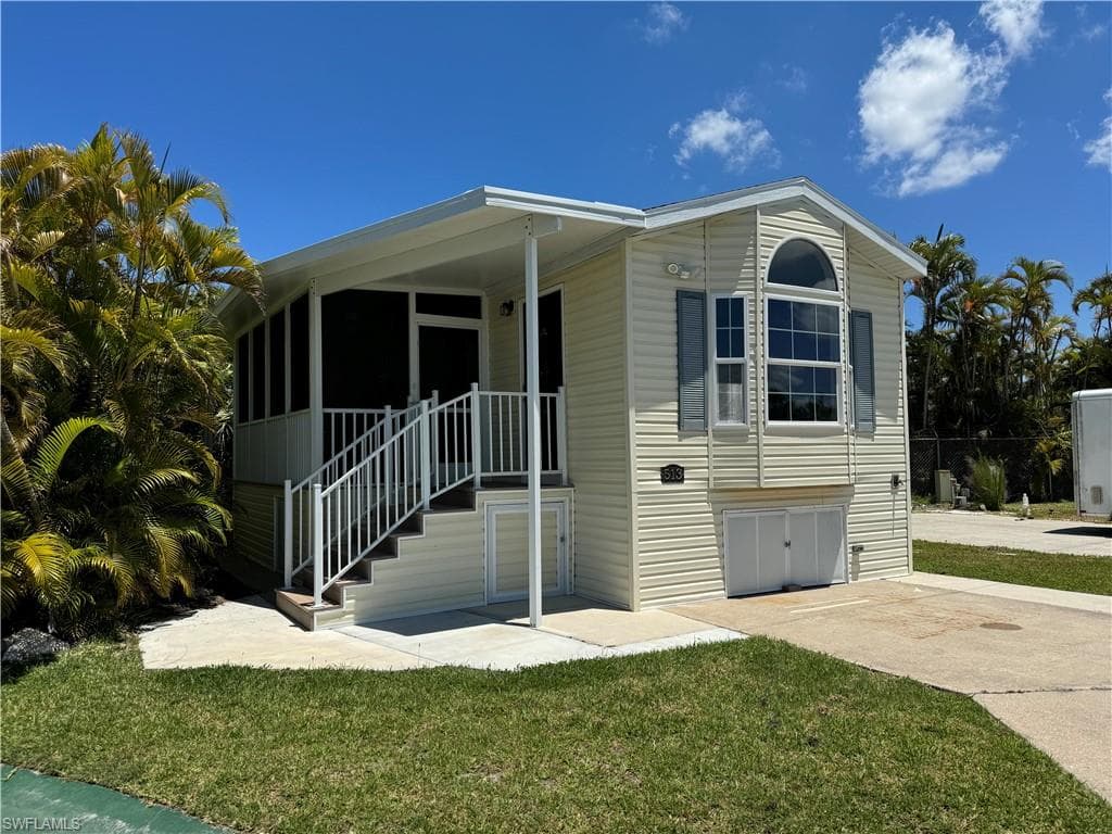 19681 Summerlin RD 513 FORT MYERS, FL 33908