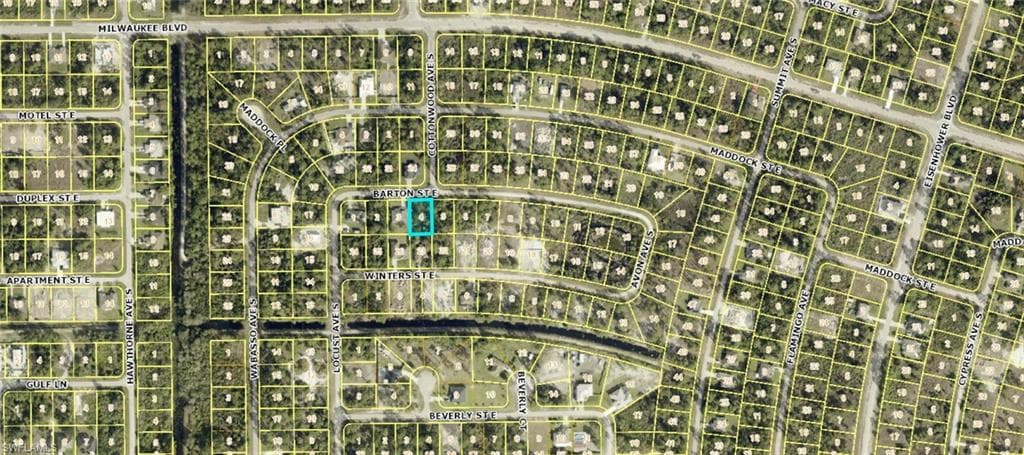 920 Barton ST E LEHIGH ACRES, FL 33974