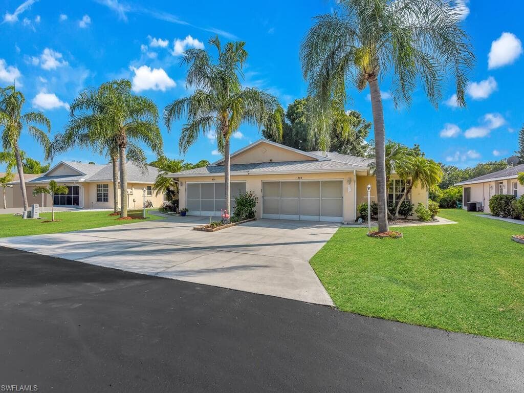 448 Bethany Village CIR LEHIGH ACRES, FL 33936