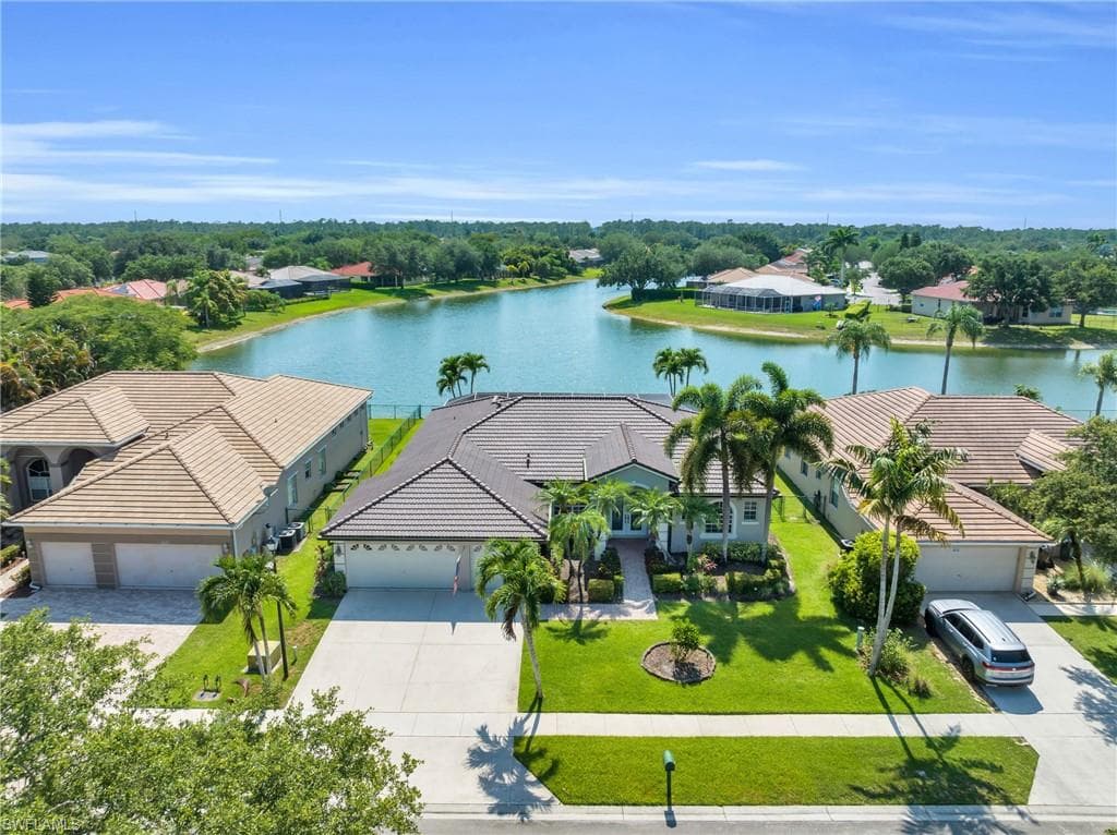 3239 Potomac CT NAPLES, FL 34120