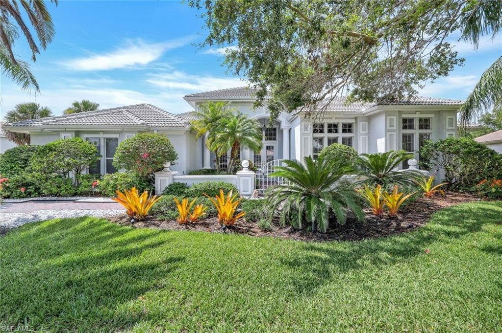 20237 Country Club DR ESTERO, FL 33928