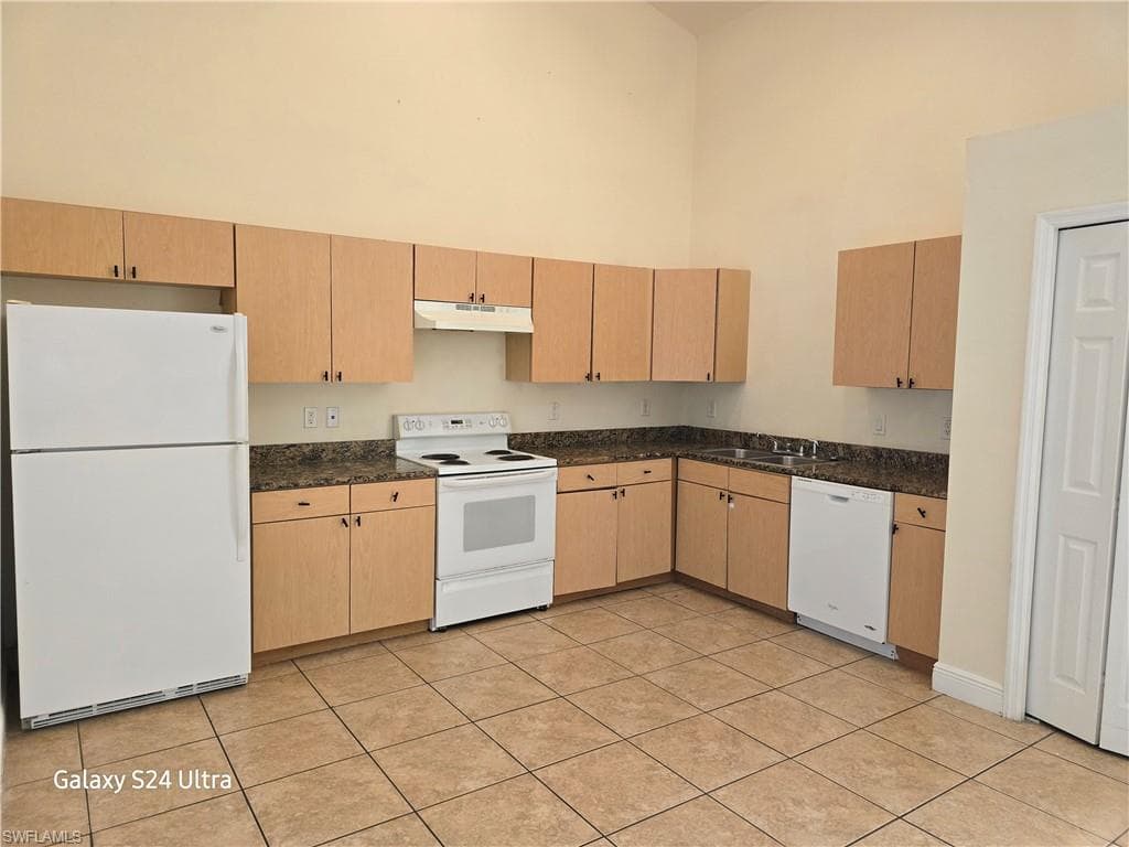 313 Melissa AVE B LEHIGH ACRES, FL 33974