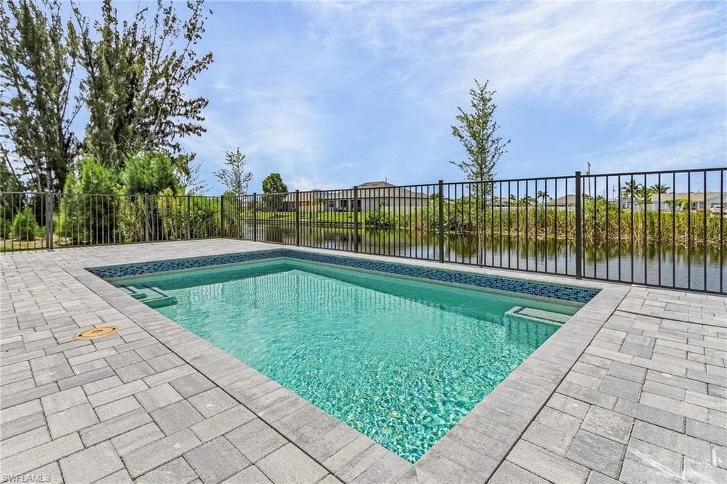 2814 NW 6th TER CAPE CORAL, FL 33993