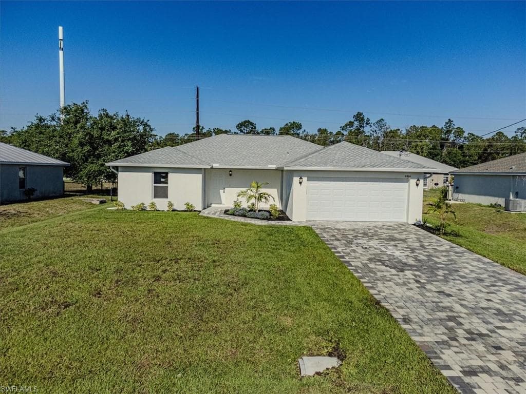 3334 NE 8TH PL CAPE CORAL, FL 33909
