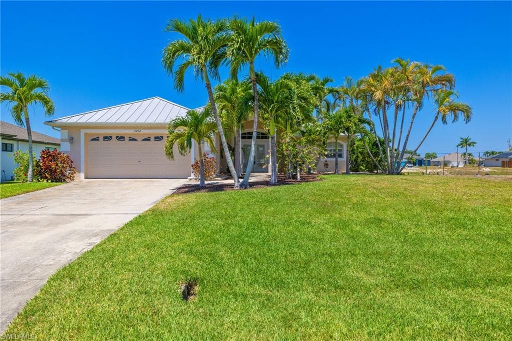 2712 SW 17th AVE CAPE CORAL, FL 33914