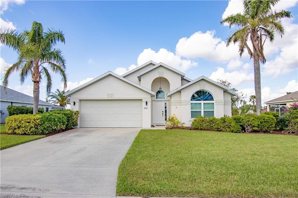 18321 Plumbago CT LEHIGH ACRES, FL 33972