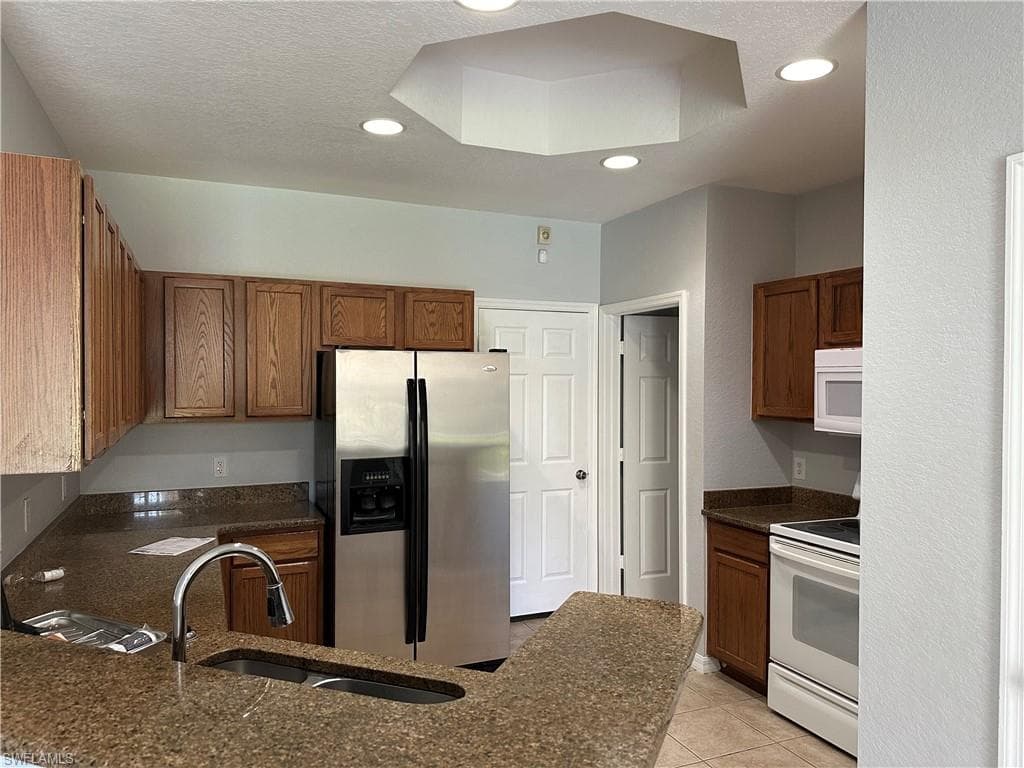 16033 Via Solera CIR 103 FORT MYERS, FL 33908