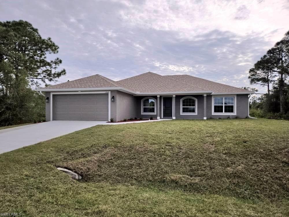 1248 Garibaldi ST E LEHIGH ACRES, FL 33974