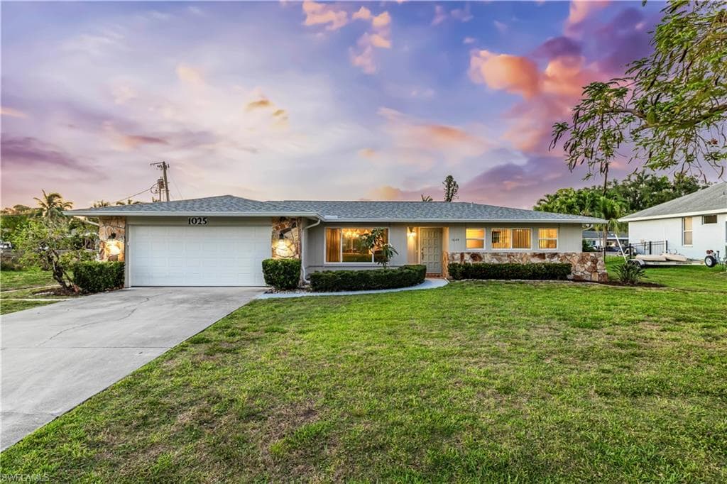 1025 Sumica DR FORT MYERS, FL 33919