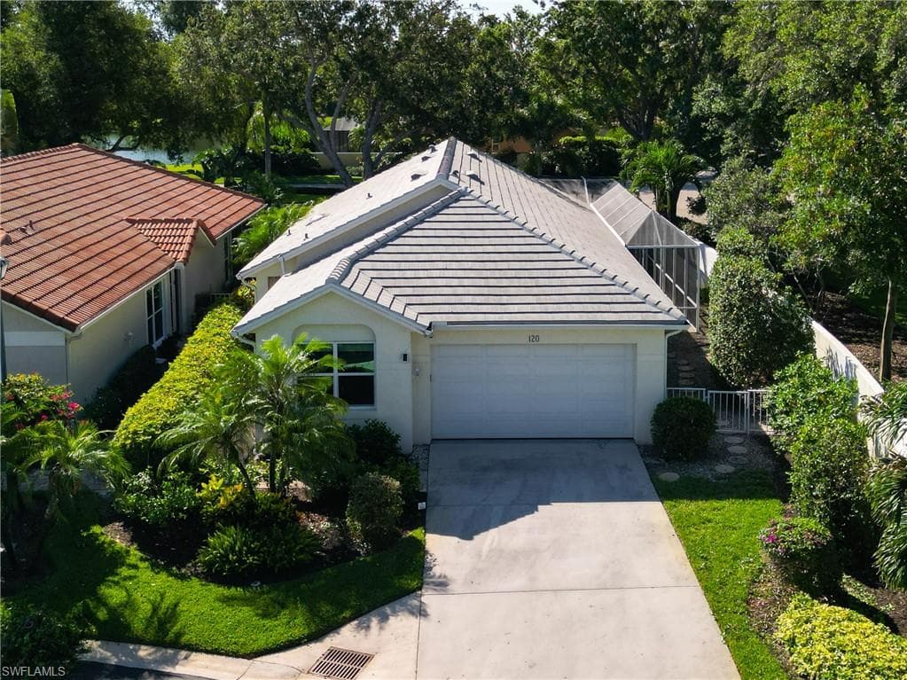 120 Livermore LN NAPLES, FL 34119