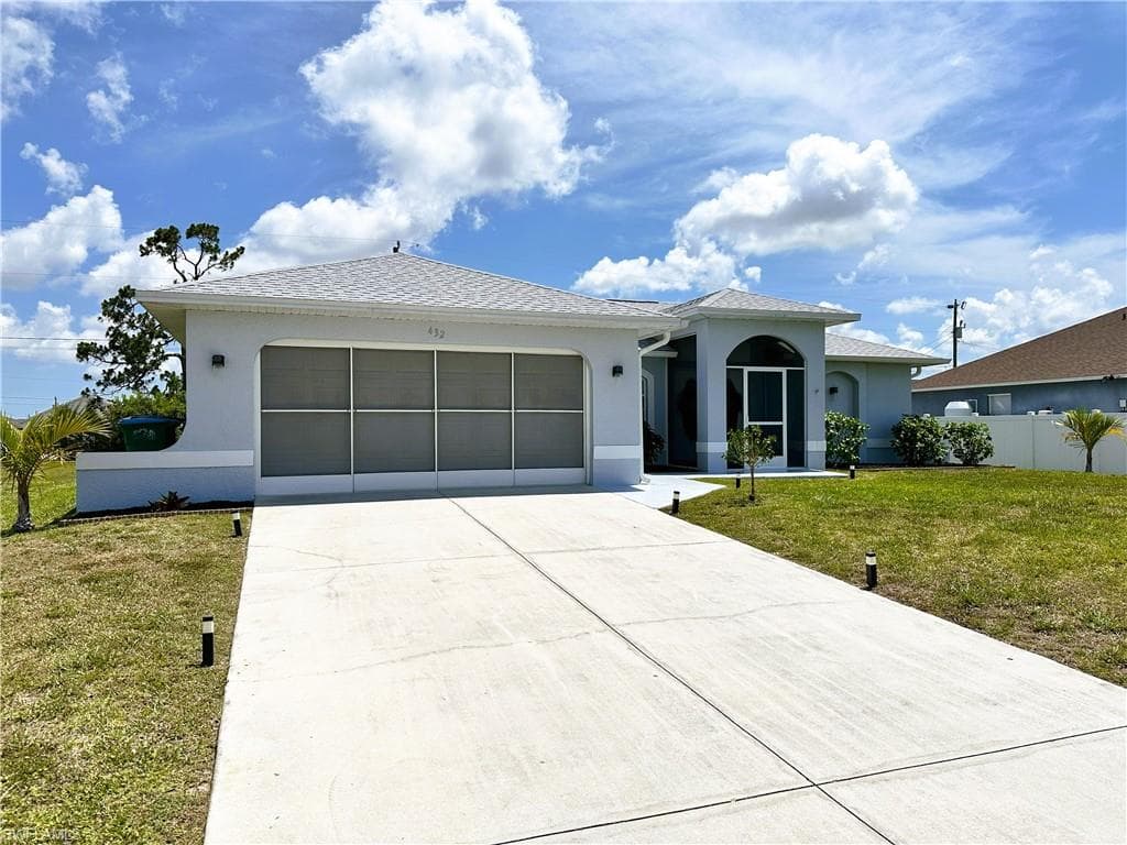 432 NW 15th TER CAPE CORAL, FL 33993