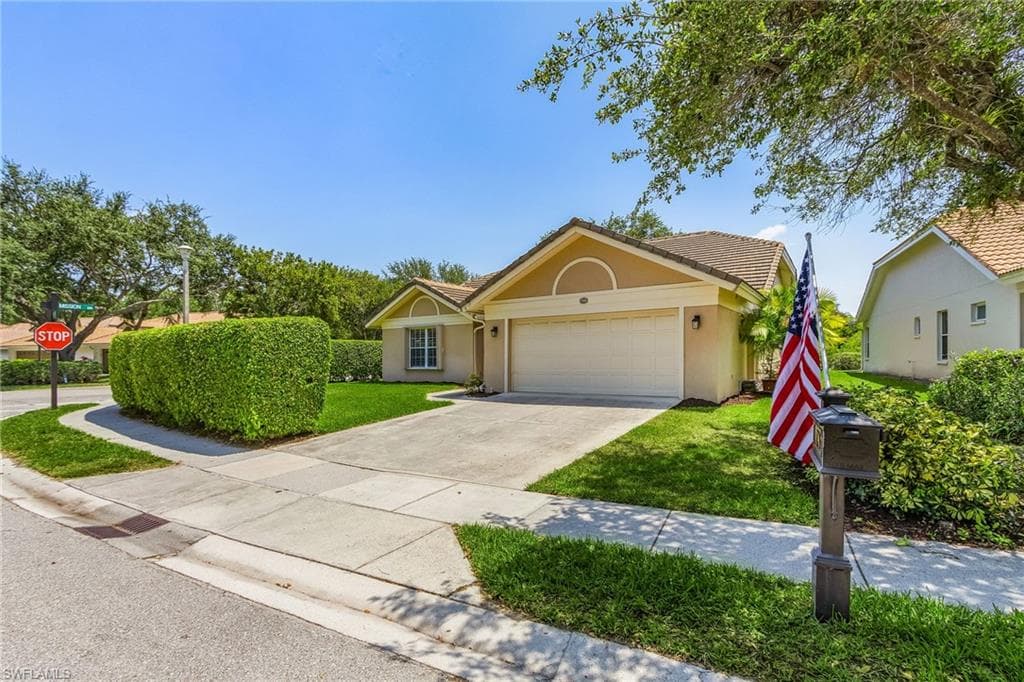 7596 San Miguel WAY NAPLES, FL 34109