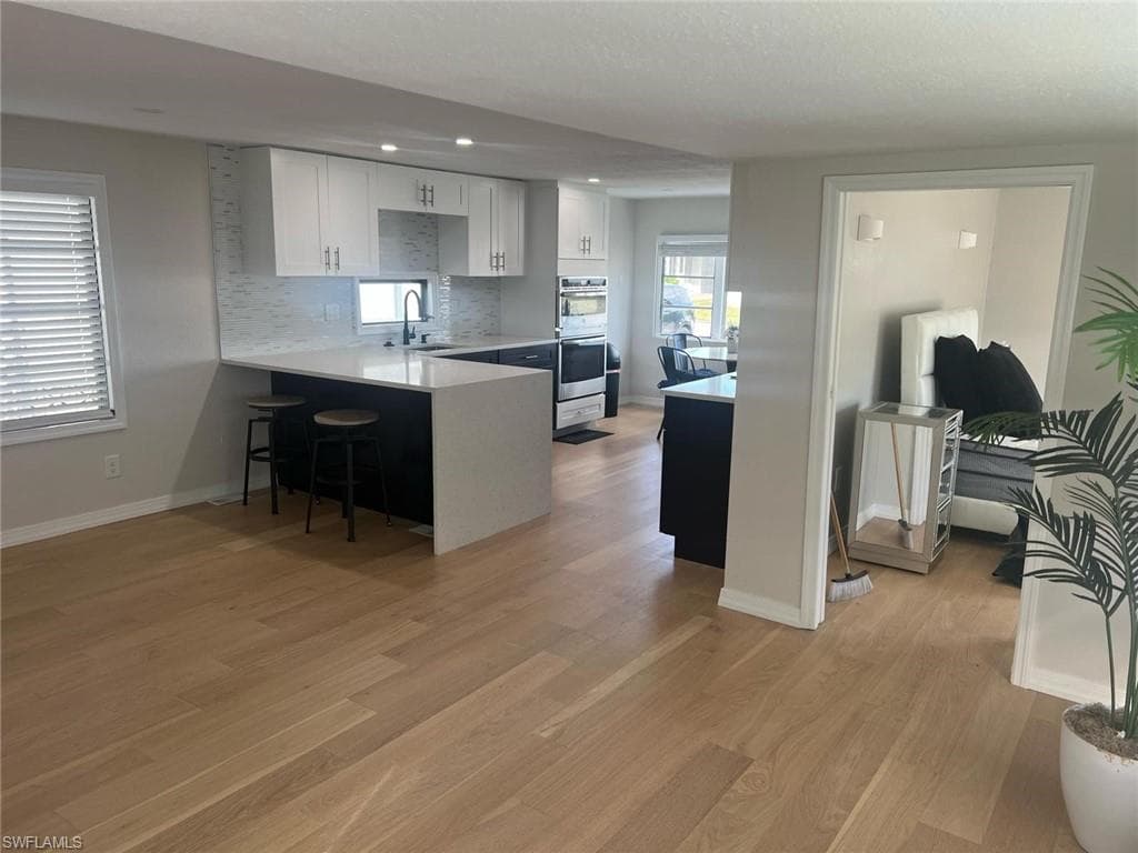212 Captains WALK NORTH FORT MYERS, FL 33917