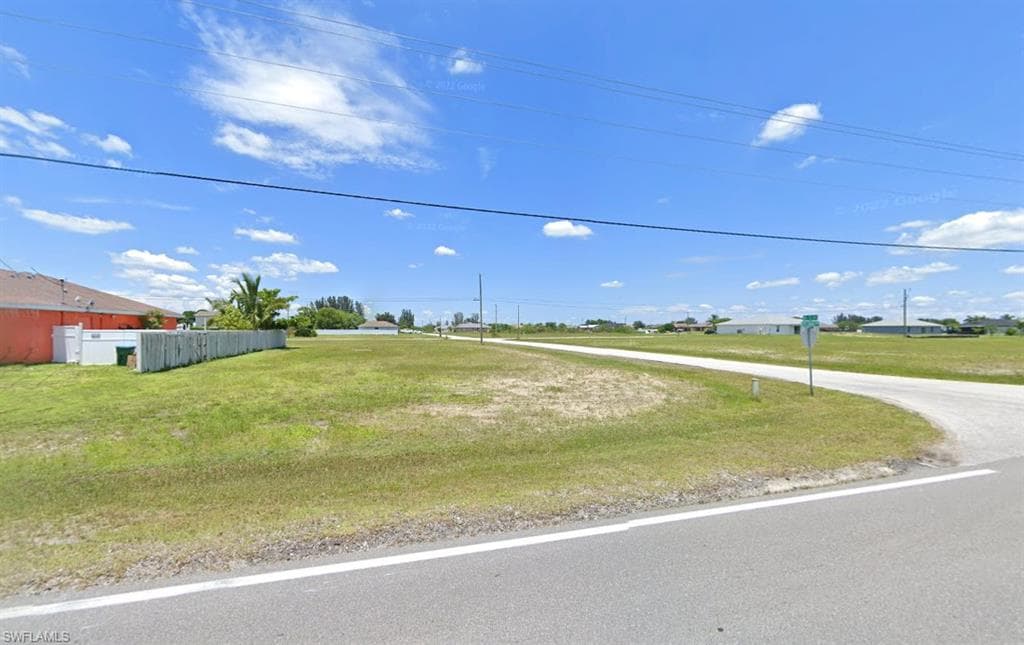 511 Diplomat PKWY E CAPE CORAL, FL 33909