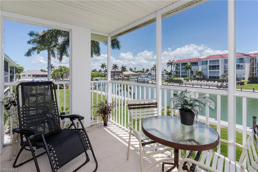 860 Panama CT 218 MARCO ISLAND, FL 34145