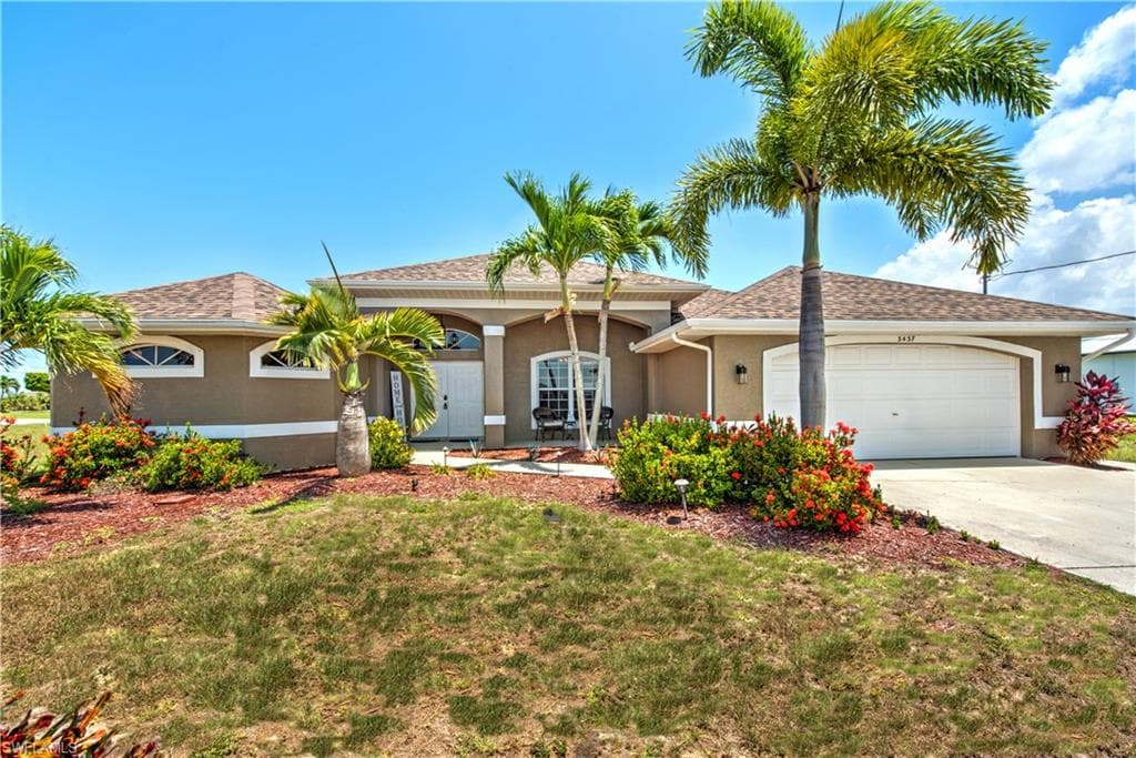 3437 Gulfstream PKWY CAPE CORAL, FL 33993