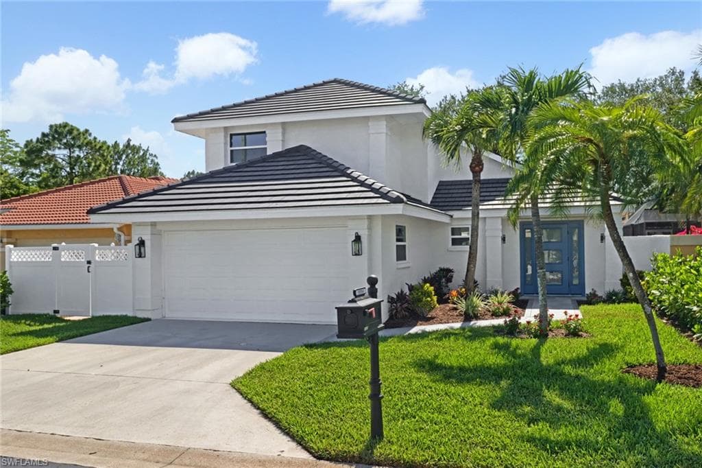 5054 Eclipse CT NAPLES, FL 34104