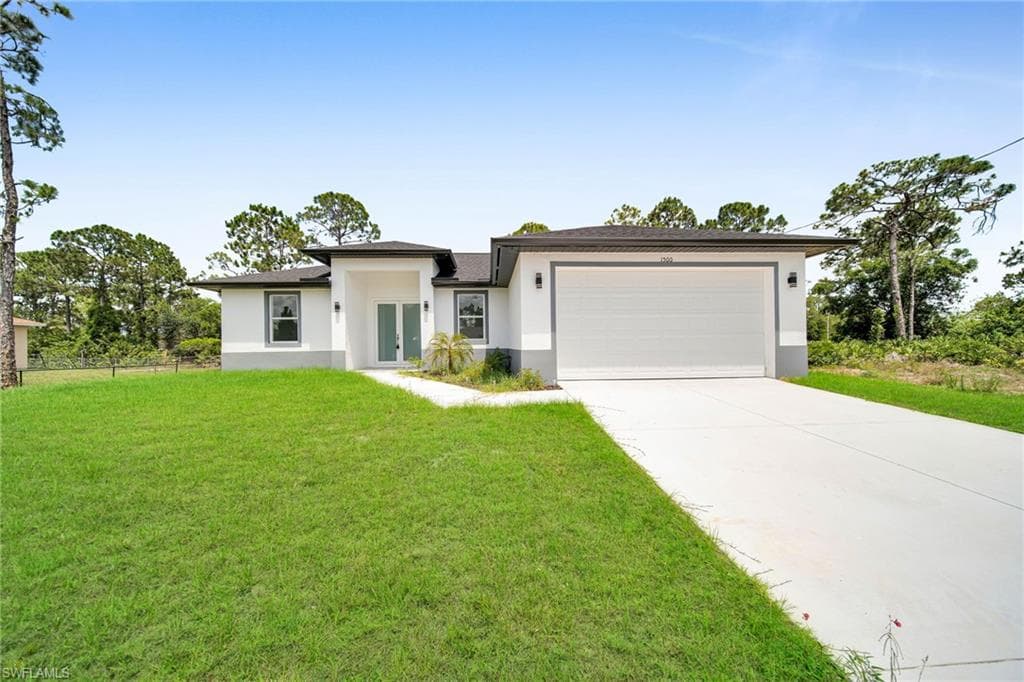1500 Sunniland BLVD LEHIGH ACRES, FL 33971