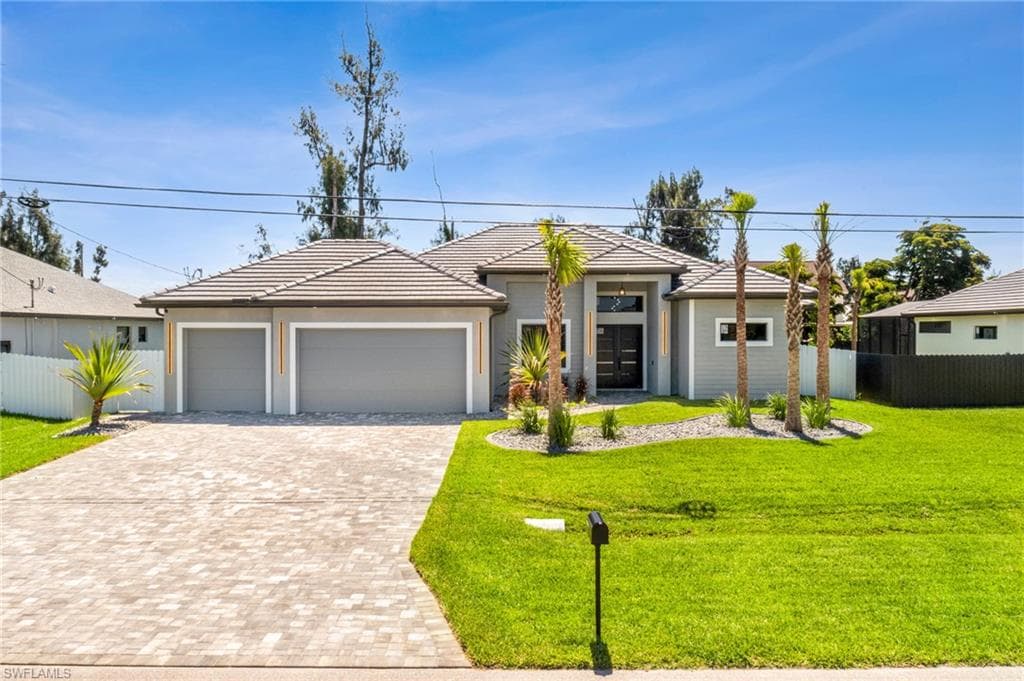 417 SW 19th AVE CAPE CORAL, FL 33991