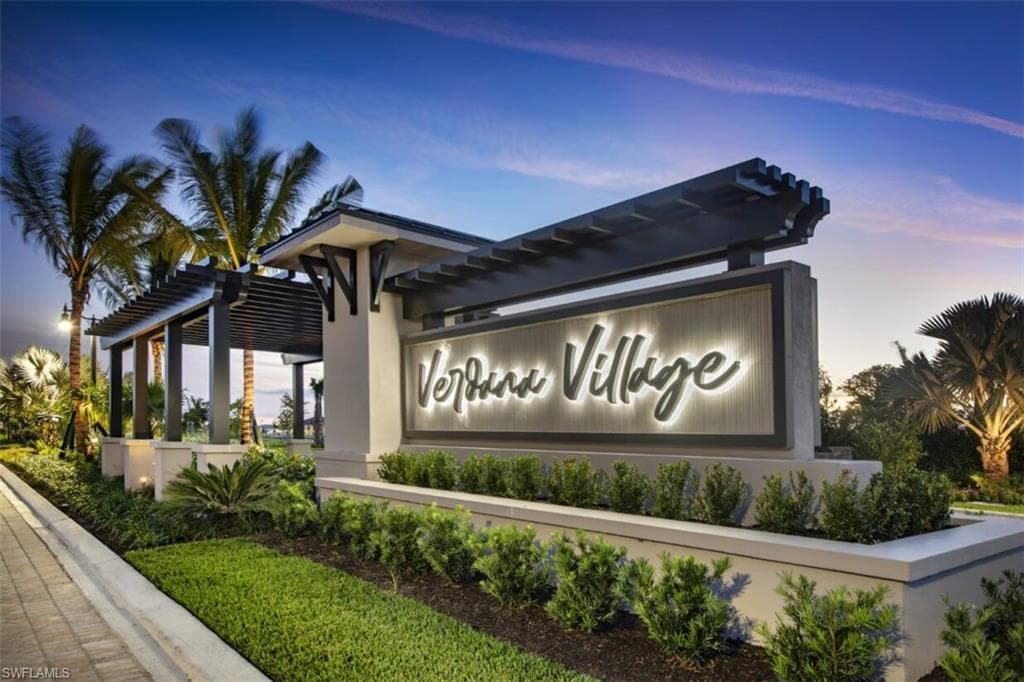 20566 Livery CT ESTERO, FL 33928