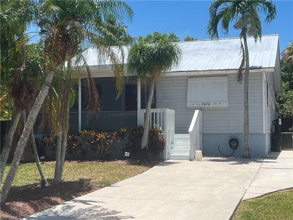 2416 Florida AVE NAPLES, FL 34112