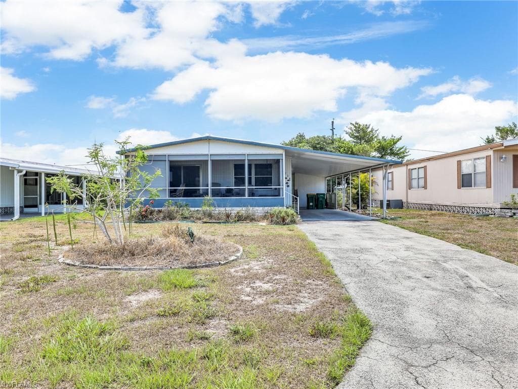 224 Cape Sable DR NAPLES, FL 34104