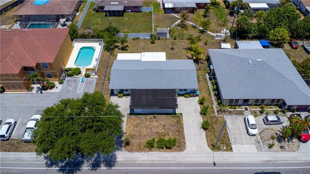 221 Cape Coral PKWY E CAPE CORAL, FL 33904