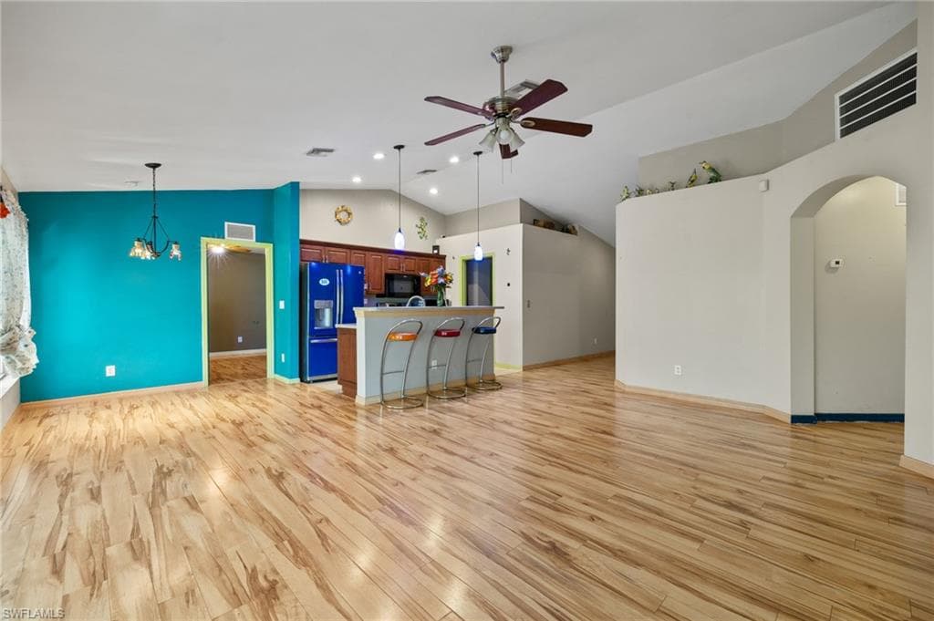 6054 Lacota AVE FORT MYERS, FL 33905