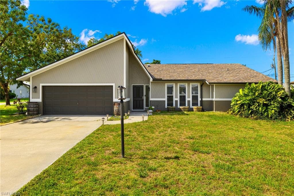 1824 SE Van Loon TER CAPE CORAL, FL 33990