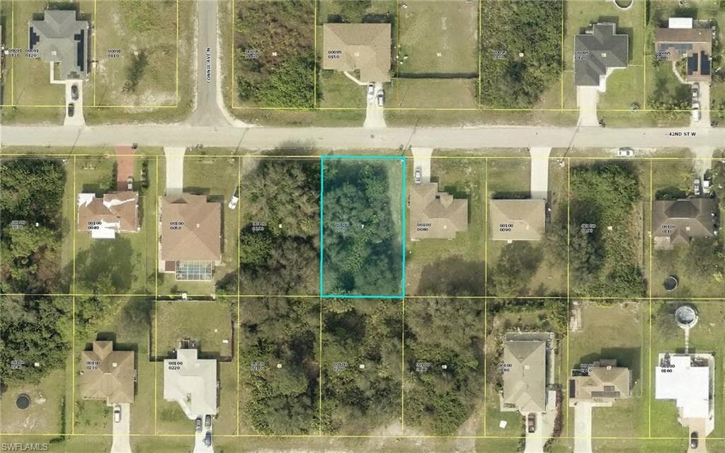 2513 42nd ST W LEHIGH ACRES, FL 33971