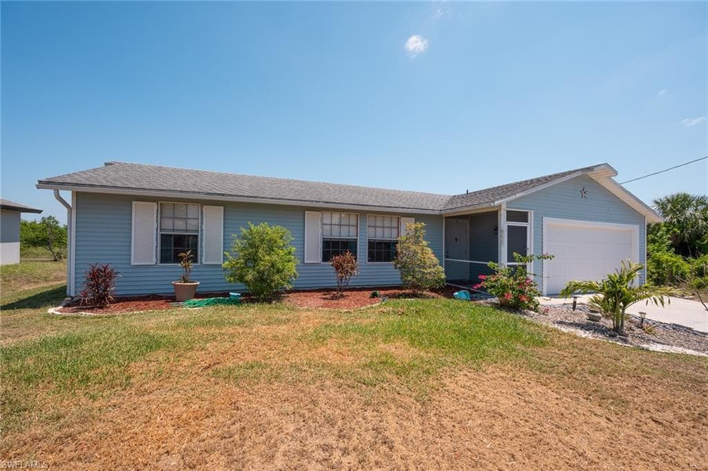 3914 13th ST SW LEHIGH ACRES, FL 33976