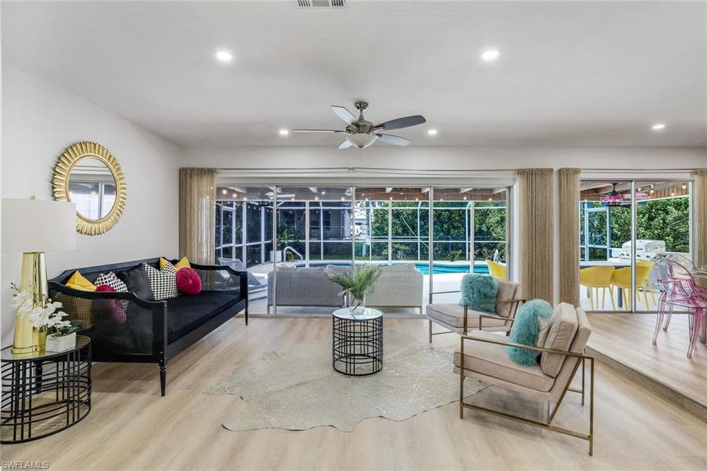 740 Coral DR CAPE CORAL, FL 33904