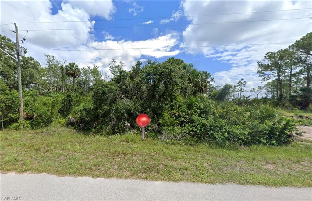 580 Woodview DR LEHIGH ACRES, FL 33972