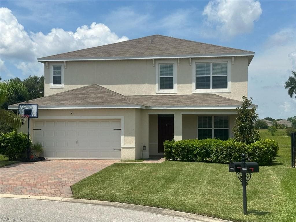 10352 Silver Pond LN LEHIGH ACRES, FL 33936
