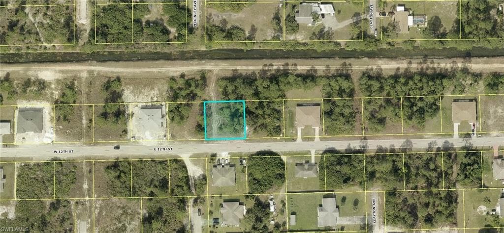 101 E 12th ST LEHIGH ACRES, FL 33972