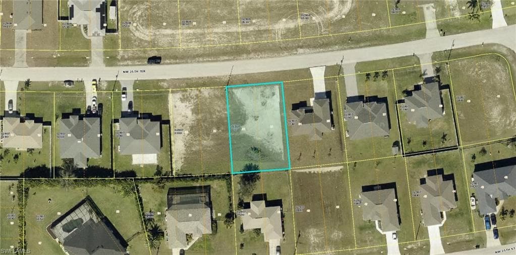 618 NW 25th TER CAPE CORAL, FL 33993