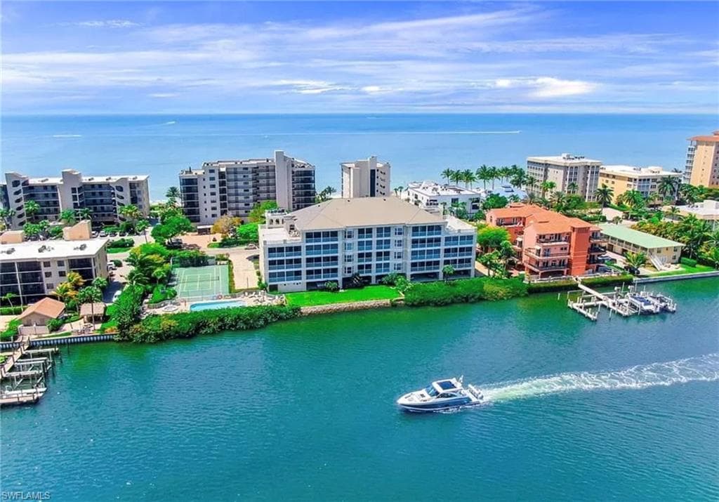 9380 Gulf Shore DR 103 NAPLES, FL 34108