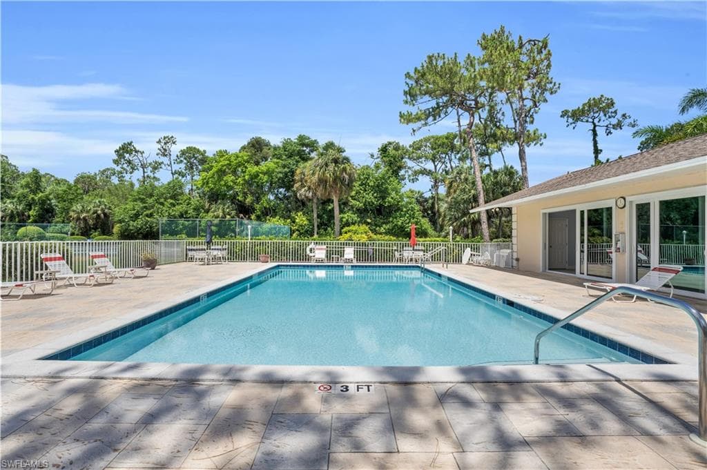 240 Timber Lake CIR D104 NAPLES, FL 34104