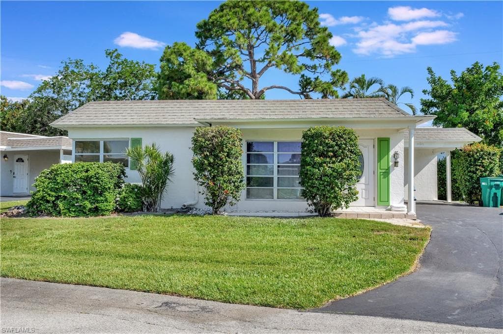 7 Knights Bridge RD A4 NAPLES, FL 34112
