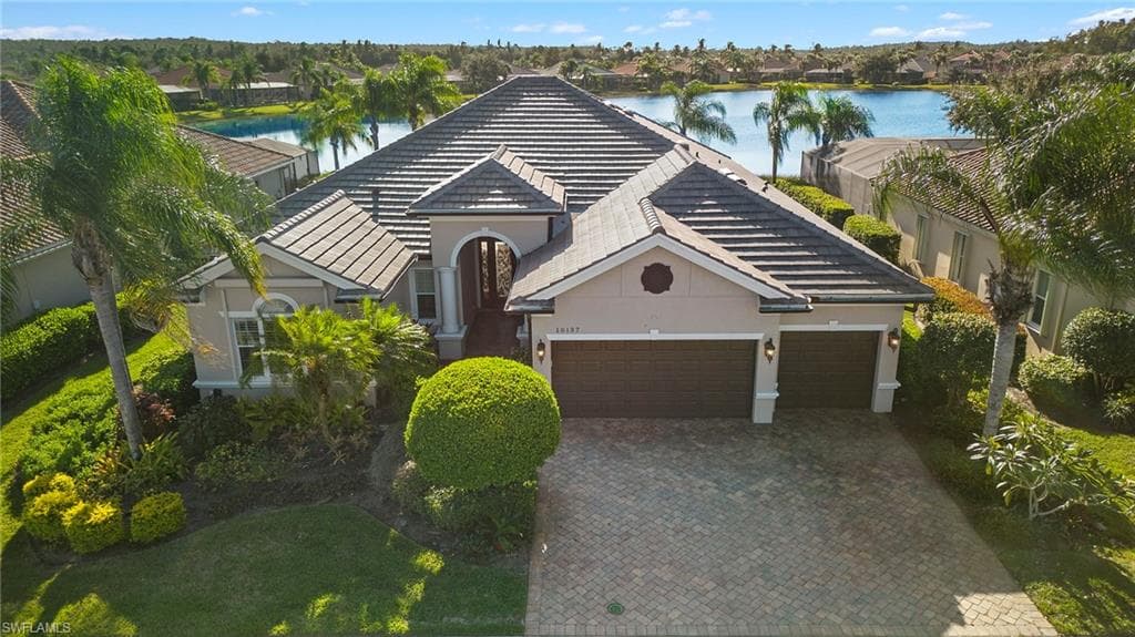 10137 Salisbury CT FORT MYERS, FL 33913
