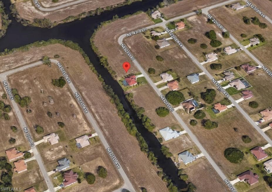 4202 NE 21st PL CAPE CORAL, FL 33909