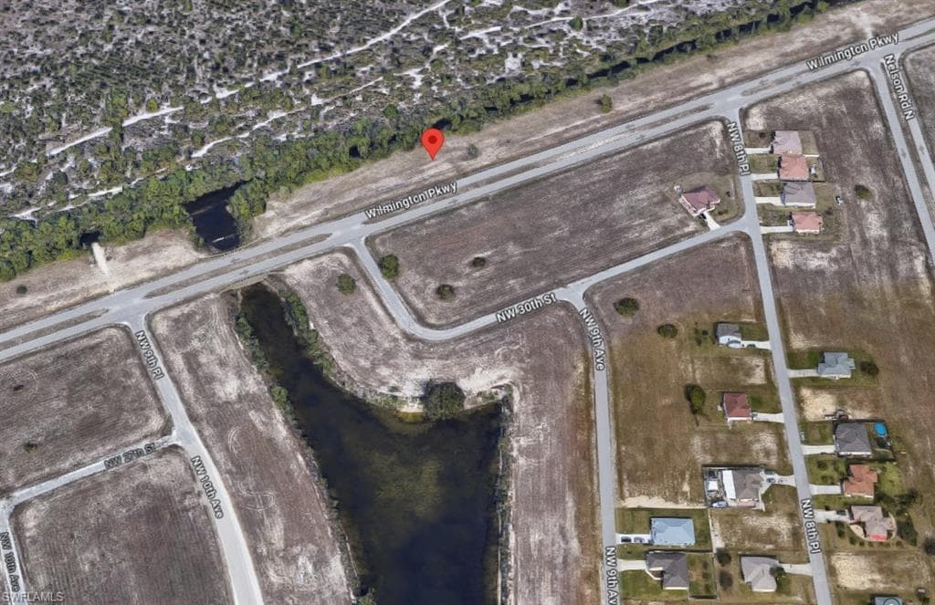 901 Wilmington PKWY CAPE CORAL, FL 33993