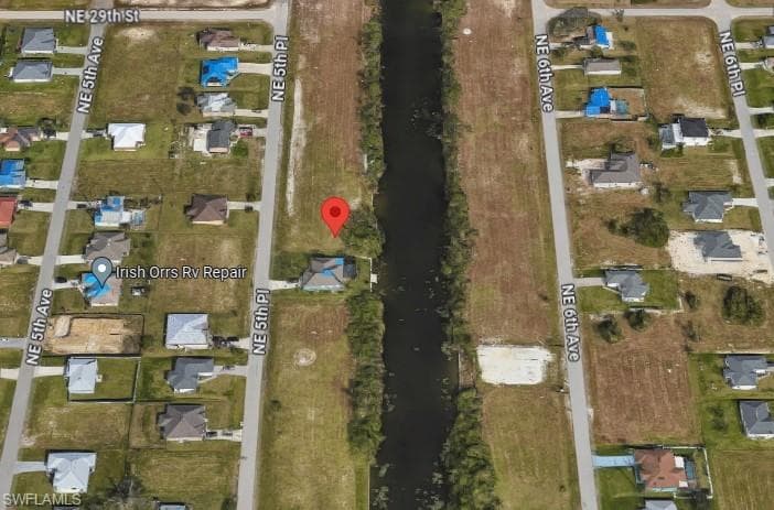2807 NE 5th PL CAPE CORAL, FL 33909