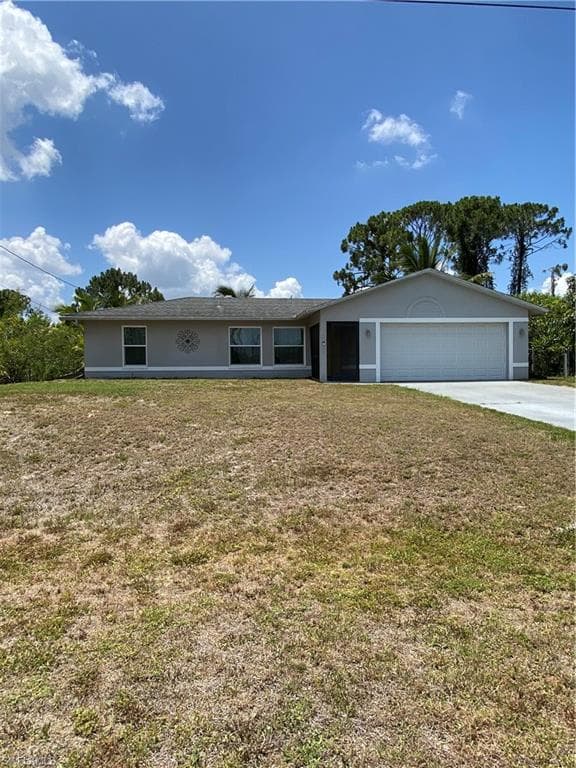 4015 1st ST SW LEHIGH ACRES, FL 33976
