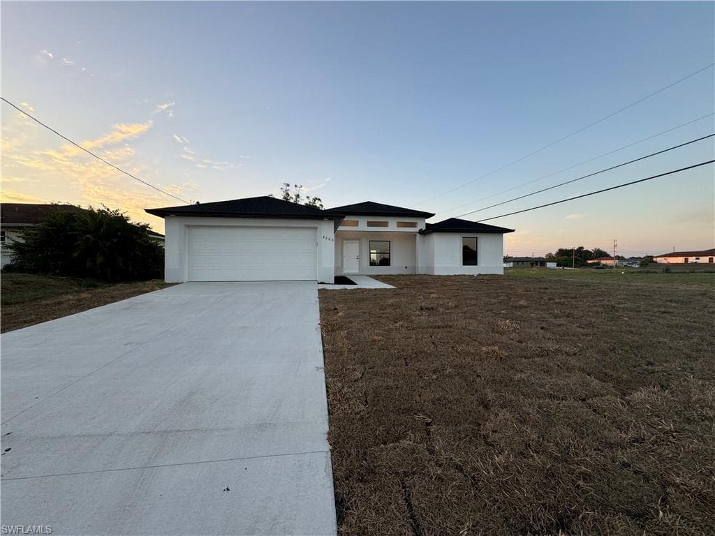 4200 22nd ST SW LEHIGH ACRES, FL 33976