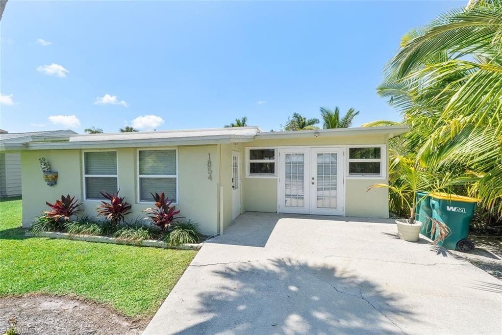 1854 Danford ST NAPLES, FL 34112