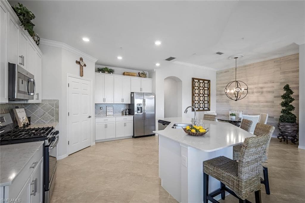 2149 Frangipani CIR 202 NAPLES, FL 34120