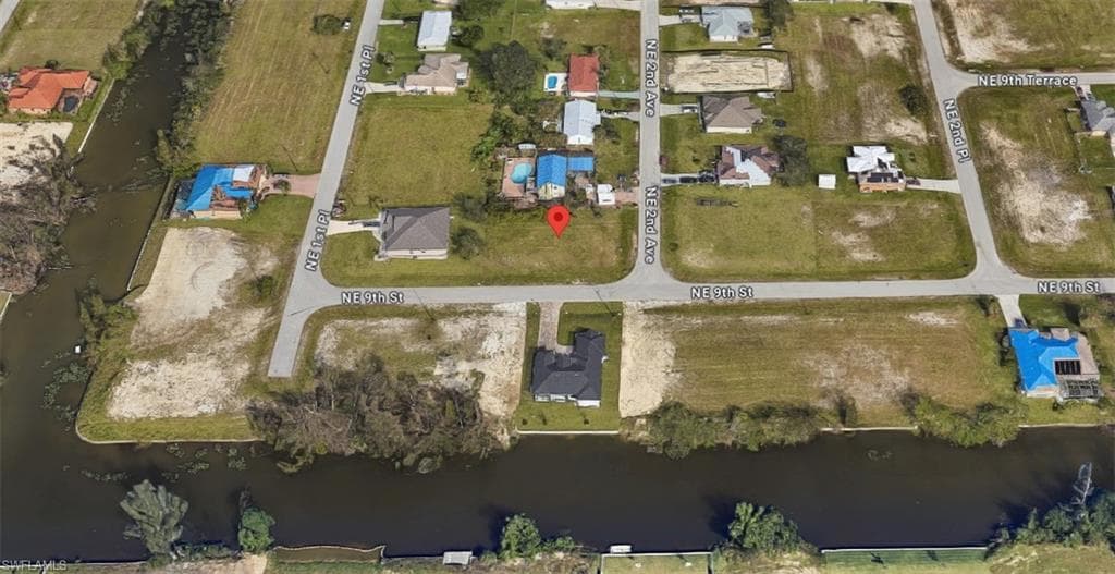 902 NE 2nd AVE CAPE CORAL, FL 33909