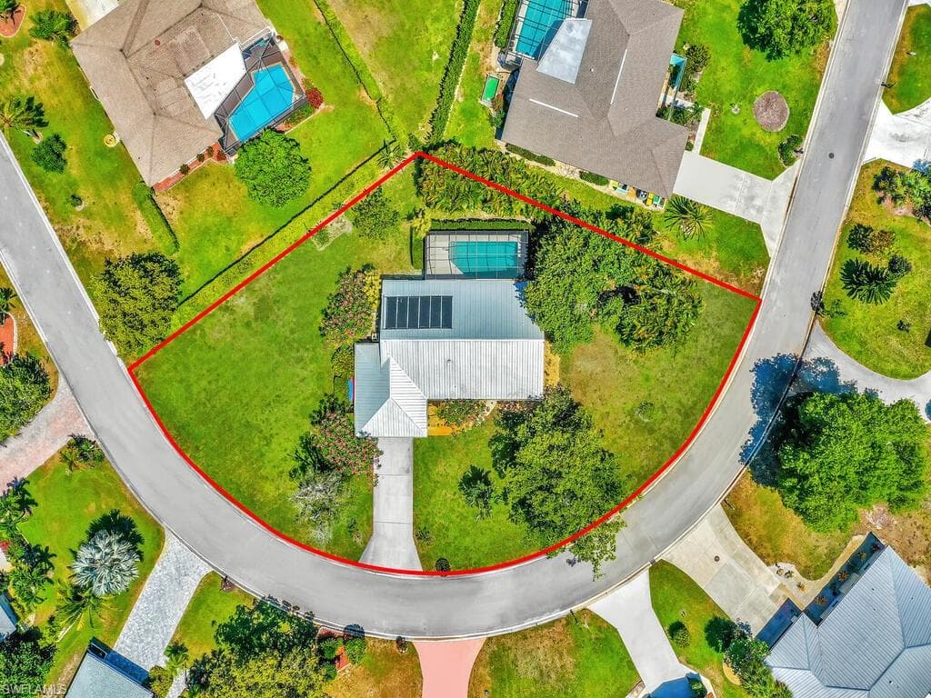 249 Pinehurst CIR NAPLES, FL 34113