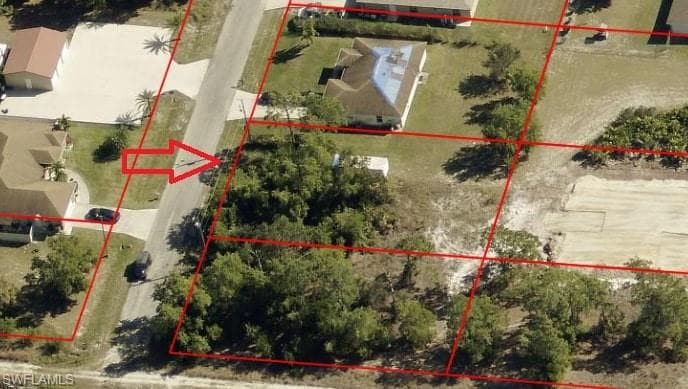 3419 25th ST SW LEHIGH ACRES, FL 33976